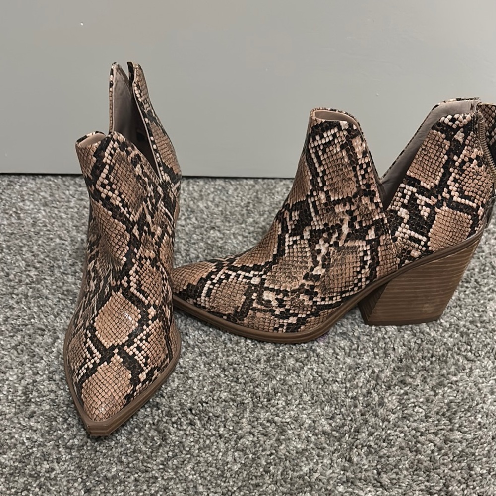 Steve Madden Brown and Black Ankle Booties with Snakeskin Pattern